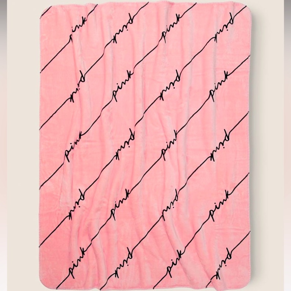 Victoria’s Secret PINK Silver Pink Linear Script Cozy Plush Blanket